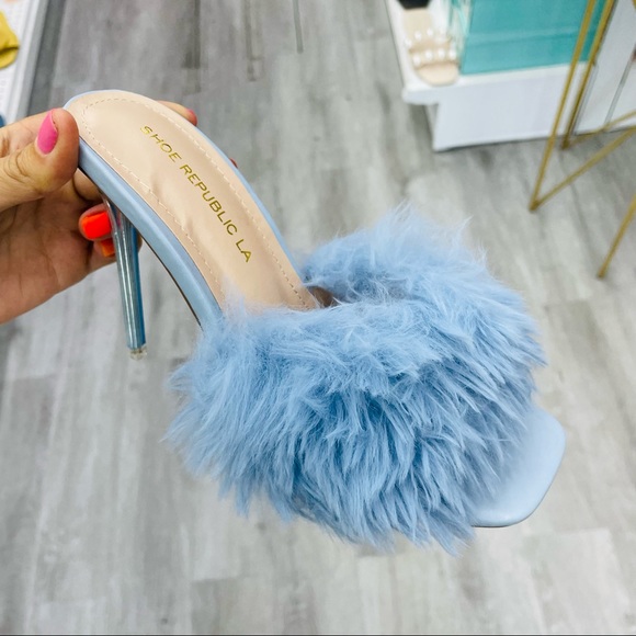 Blue fur high heel - Picture 4 of 5